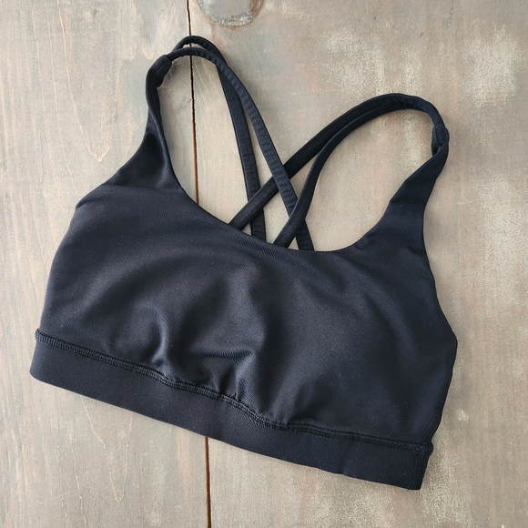 lululemon athletica Other - Lululemon Black Energy Sports Bra - Size 4